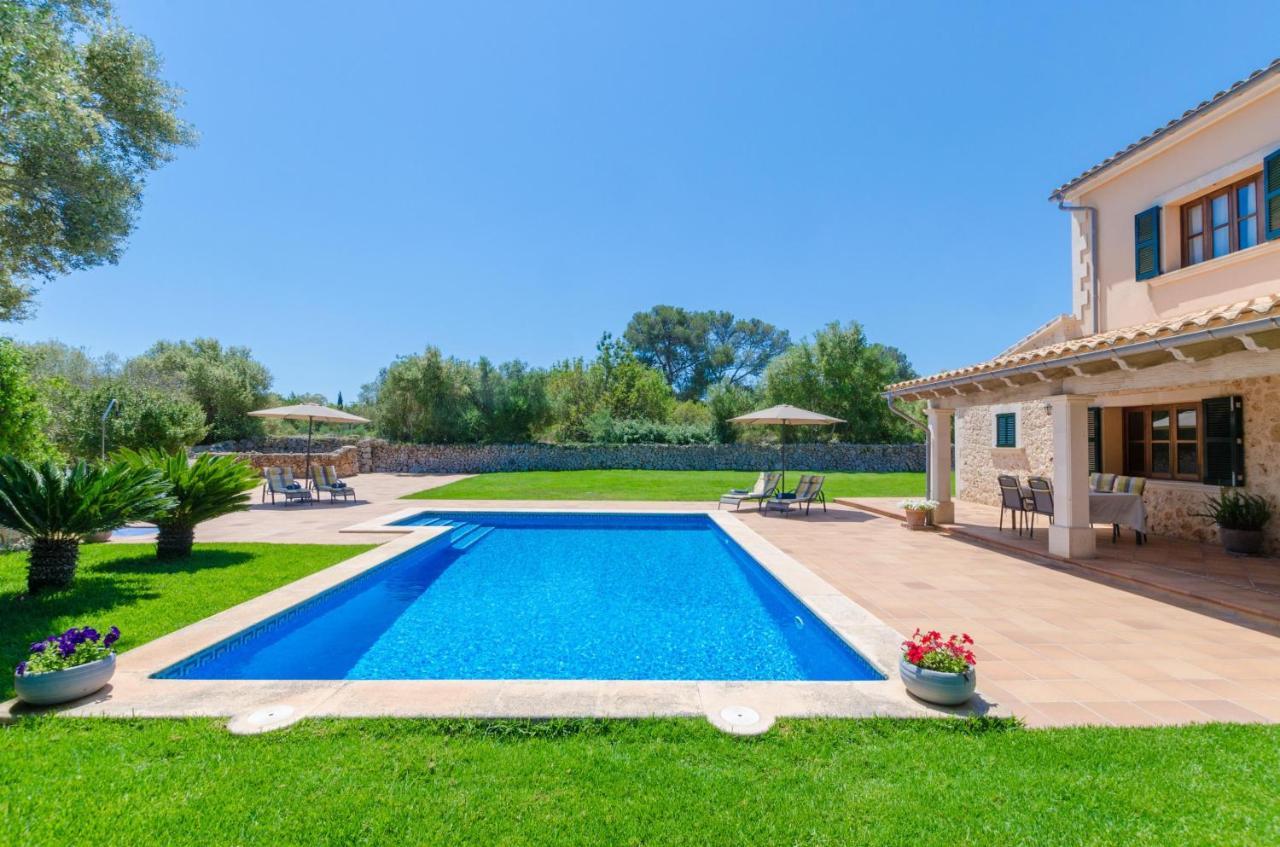 Villa Es Vedat 4 *